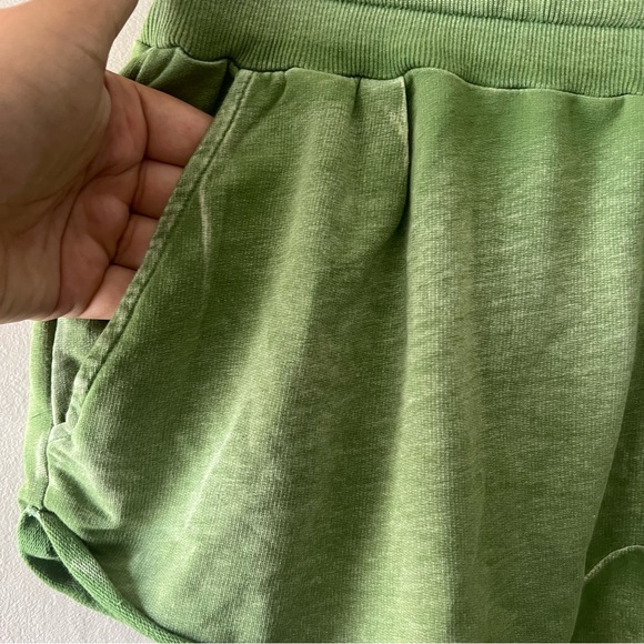 Free People Intimately Green Soft High Waisted Shorts Size XS - Picture 4 of 6